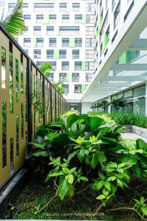 Republic Apartments Saigon Airport ホーチミン市 エクステリア 写真
